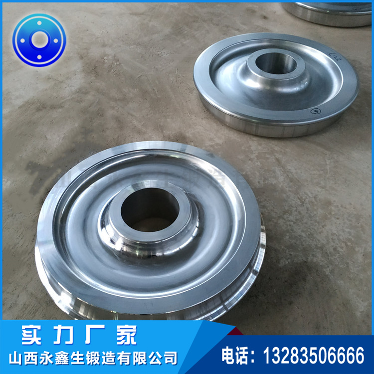 氧化鋅回轉(zhuǎn)窯車輪鍛件